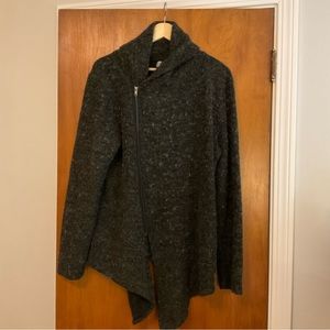 H&M Divided Dark Gray Asymmetrical Boucle Zipper Cardigan Size Large